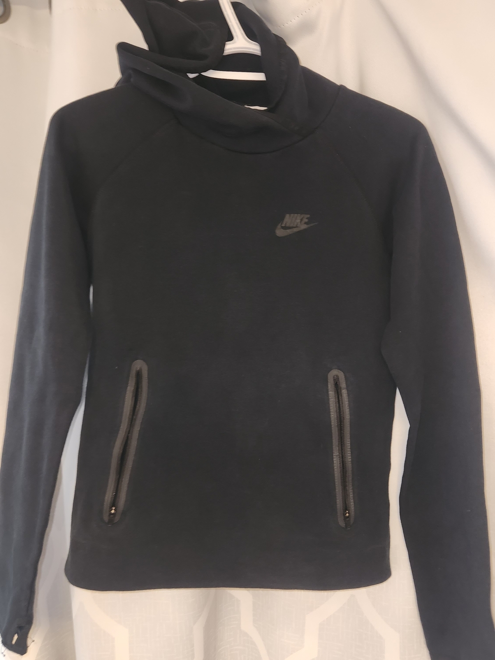 Nike Black tech fleece size small